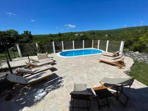 House 20km from Split with a heated swimming pool - Image 2