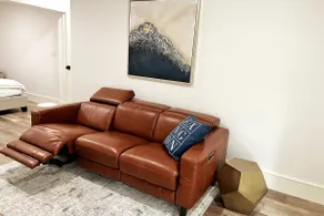 Modern Farmhouse Suite in Historic Lexington - Image 5