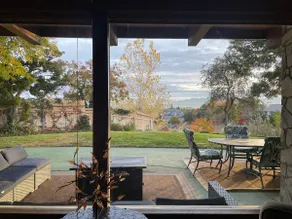 Spacious bohemian canyon home with views - Image 3