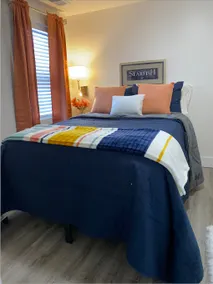 Cozy 1-bedroom house in quiet Lansing neighborhood - Image 2
