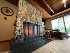 Private River Home Retreat 20 Min. From Escanaba - Image 4