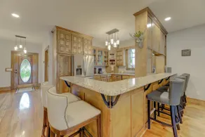 Majestically Rustic Lake Murray Retreat |Sleeps 8 - Image 4