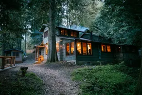 Three waterfalls, a river and Lodge. - Image 2