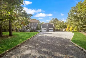 Hamptons Mansion- 7 bedrooms, heat pool and more! - Image 3