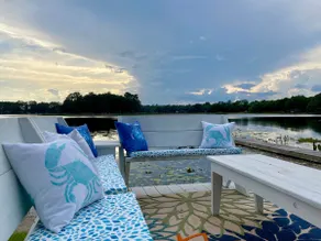 Relaxing Lakefront Cottage - Image 5
