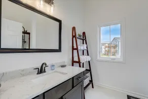 Spacious Studio Apt walking distance to RD America - Image 2