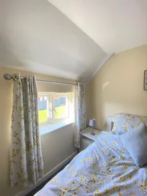 Stunning 2 bedroom apartment with amazing views over Ironbridge! - Image 2
