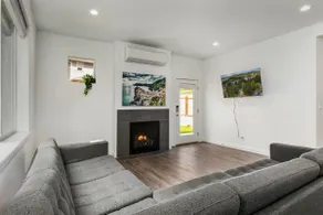 Your Getaway Awaits! 3-Bedroom Home In The Trees - Image 3