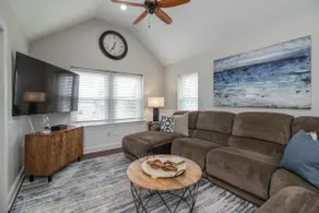 3-BD with a Wine Cellar in the Heart of Conshy - Image 2