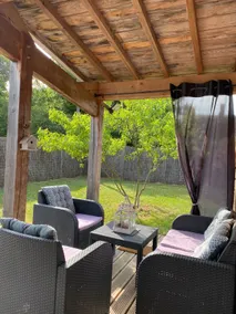 Cozy fern cottage with hot tub - Image 3