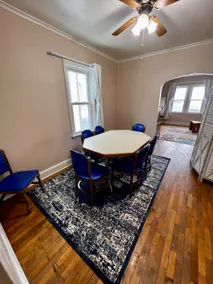 Lovely Downtown 2 Bedroom Apartment! - Image 5