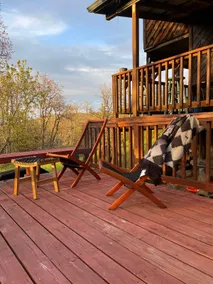 Peaceful ”Hygge” Style Cabin in the Gorge Hills - Image 5
