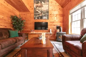 Moose Lodge - Adirondack Retreat + Lake Access - Image 4