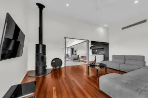 1 The Point - Award winning home - Image 4