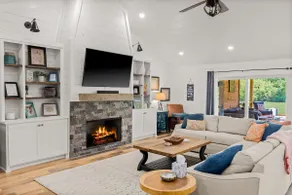 Access to lake & trails with HOT TUB! - Image 4
