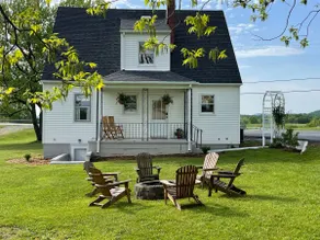 Viola Cottage- Charming 1940's Farm Stay - Image 5