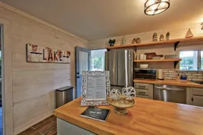 Island Park Cottage- 2 bedroom home on the Lake - Image 4