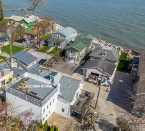 Unique 6 Bedroom Lakeview Home with Roof Terrace - Image 3