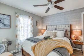 Riverfront! Shenandoah River! Sleeps 4! New Hot Tub  - Image 4
