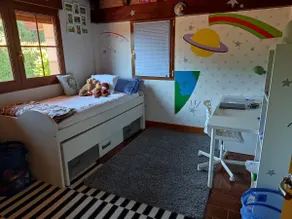Nice house with a pool and a good location - Image 4