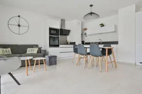 New T4 – Ground floor – Terrace – Pool – Direct beach access - Image 3