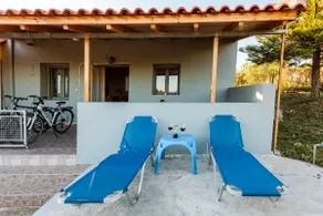 Makarounis Thanos Traditional Apartments studios - Image 3
