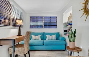 Key Lime Cottage - Updated - 1 Minute Walk to Beach & Pier - Image 5