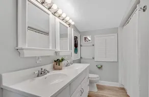 Key Lime Cottage - Updated - 1 Minute Walk to Beach & Pier - Image 3