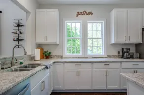 Peak City Perfection- Apex Downtown Walkable, Park Views, Big Yard, Large Groups - Image 5