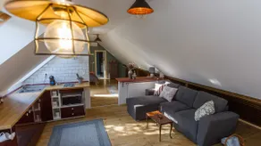 Barn attic for hiding - Image 4