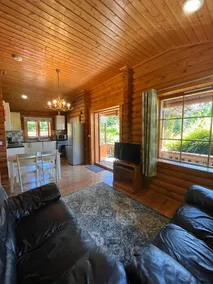 Countryside Log Cabin With Hot Tub - Beech - Image 5