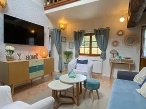Charming house with jacuzzi. - Image 3