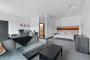 Downtown Executive Apartment - Pyrite - Image 5