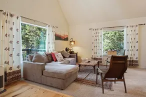 Quaint chalet with hot tub and fire pit - Image 4