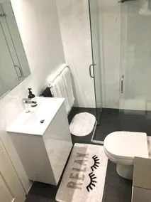 Ettalong Beach motel - Image 3