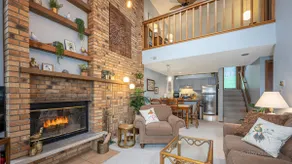 The Airy Aerie: Owners' Club access, golf nearby! - Image 3