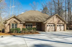 Valhalla *Secluded 5 Bedroom Estate on Smith Lake* - Image 3