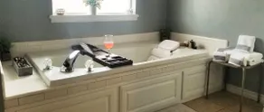Private Suite, Living Area & Luxury Bathroom - Image 2
