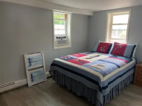 Updated 1 Bed 1 Bath Apt 1 Block to the Beach - Image 3