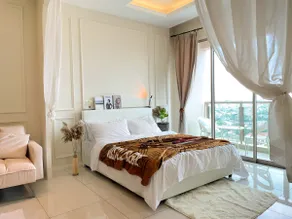 Mount Kiara 5 pax Suite High Speed WiFi Sky Pool - Image 2