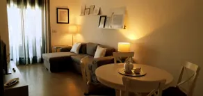 Nice, pleasant, complete, and close to everything. - Image 4