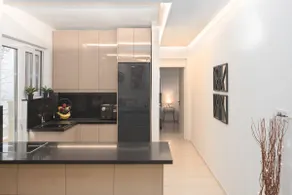 G&J Deluxe Apt - Image 2