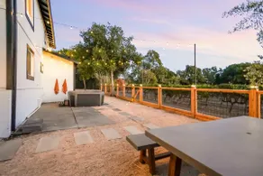 Casita in the Vineyards •HOT TUB• VIEWS• wineries - Image 3