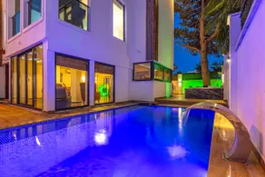Luxury Villa Heated Pool/Jacuzzi/Ensuite Bedrooms - Image 4