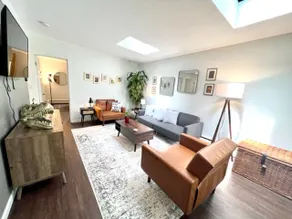 Mid-Century in Water Hill w/ Tons of Natural Light - Image 2