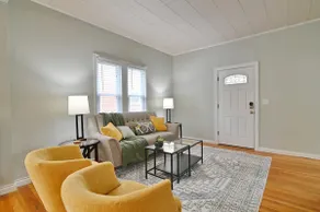 Dogtown Century home near Forest Park & Maplewood - Image 2