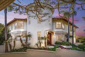 Luxury Oceanview Hilltop Villa w/ Private Pool - Image 2