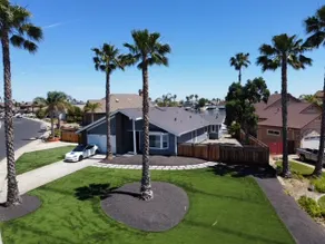 Waterfront w/ Pool/Jacuzzi & 6 Mins to Fast Water - Image 3