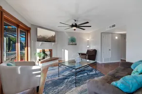 Tranquil Desert Oasis - beautiful private pool and putting green w/a great view! - Image 3