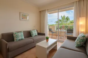 Lovely 1-bedroom Apartment with balcony - Image 4